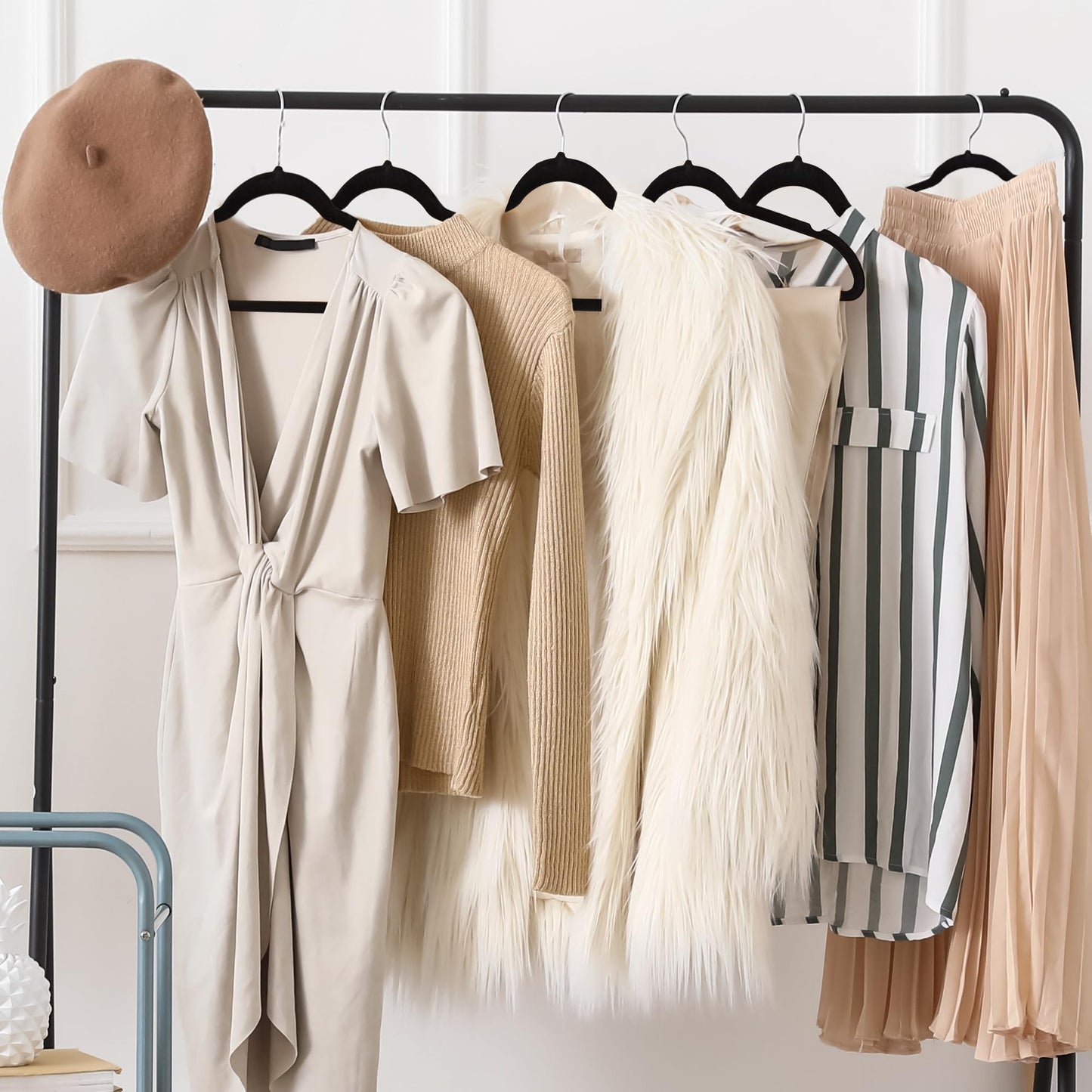 Velvet Hangers Ultra Thin Non Slip Space Saving Clothes Hangers Heavy Duty 360 Swivel Hook Closet Organizer